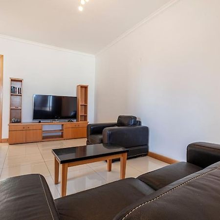 Comfortable Penthouse, Served With Lift, Wifi & Ac By 360 Estates Gzira Extérieur photo